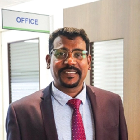 Dr. Rajesh Raju
